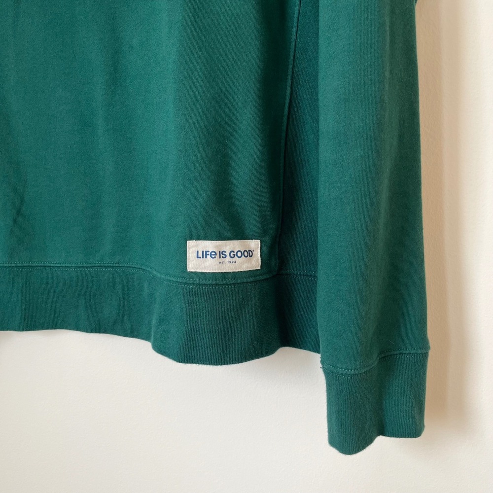 Life is Good Snowy Winter Cabin Simply True Fleece Crew Sweatshirt Green Large - Picture 5 of 10
